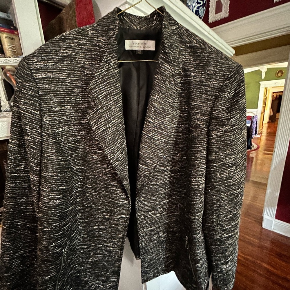 Tahari Women's Black and Gray Jacket